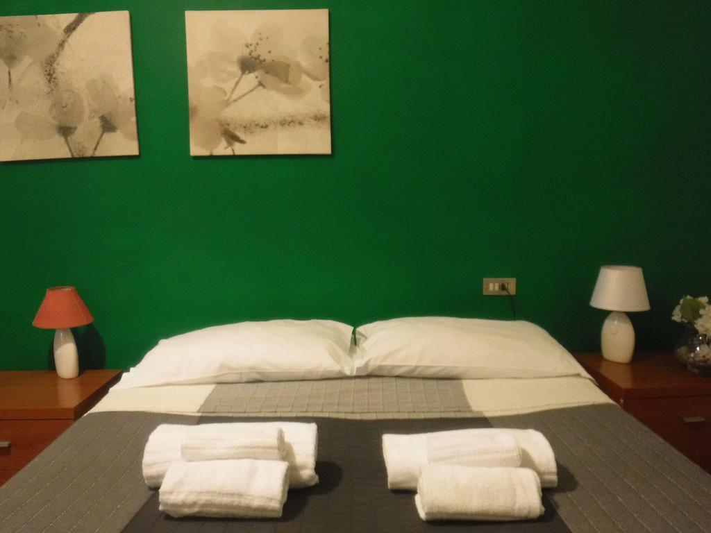 Ares Rooms Rom Rum bild