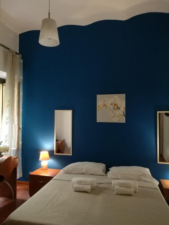 Ares Rooms Rom Rum bild