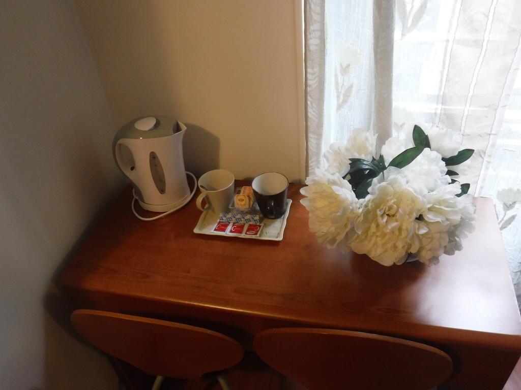 Ares Rooms Rom Rum bild